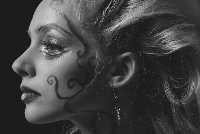 阅人三十六术之五:下巴