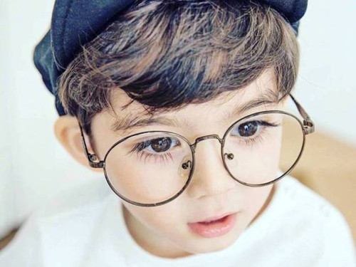 吕起名字男孩两字