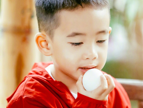 楚辞中大气的男孩名字沐