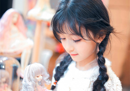 诗经唯美女孩名字