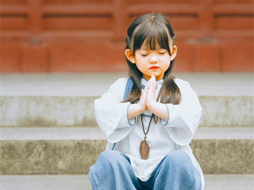 属水属火女孩名字大全