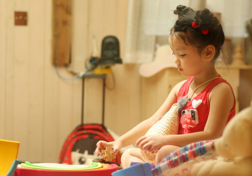 诗经里以为程为姓的名字