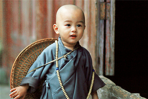 万姓男孩楚辞怎样起名