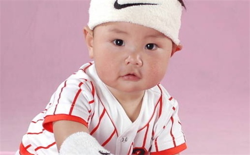 2022年出生男孩取什么名字 凸显才高八斗的男宝宝名字