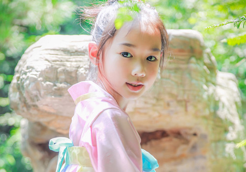 牟姓女孩取名大全诗经