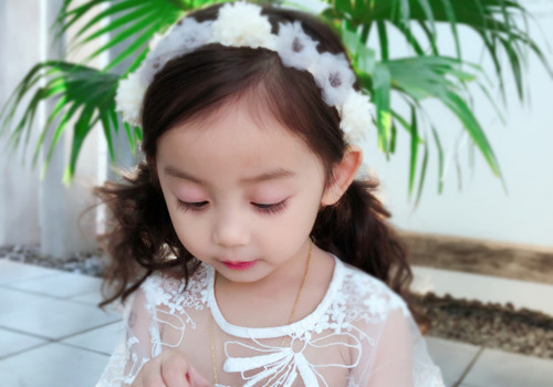 颜姓起什么名字比较强硬一点