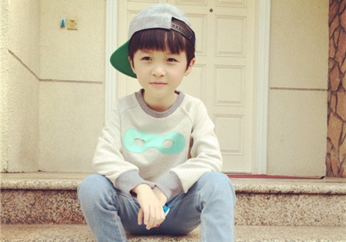 诗经楚辞男宝宝名字