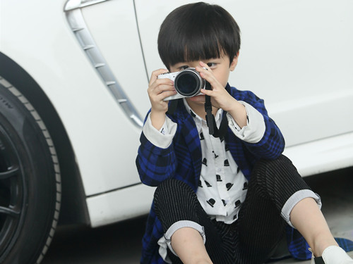 周姓缺火男孩名字大全