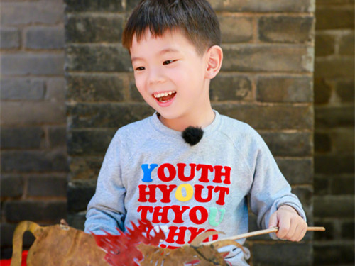 石姓男孩取名孩子姓名大全