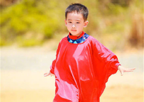 诗经带文字的男孩名字