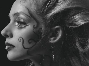 阅人三十六术之五：下巴