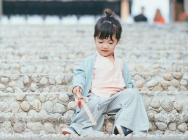 双胞胎诗经中的女孩灵动名字